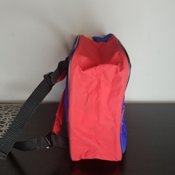 1997 Dr Seuss And His Friends Kids Backpack Small Yellow Red Blue Vintage - Picture 4 of 10